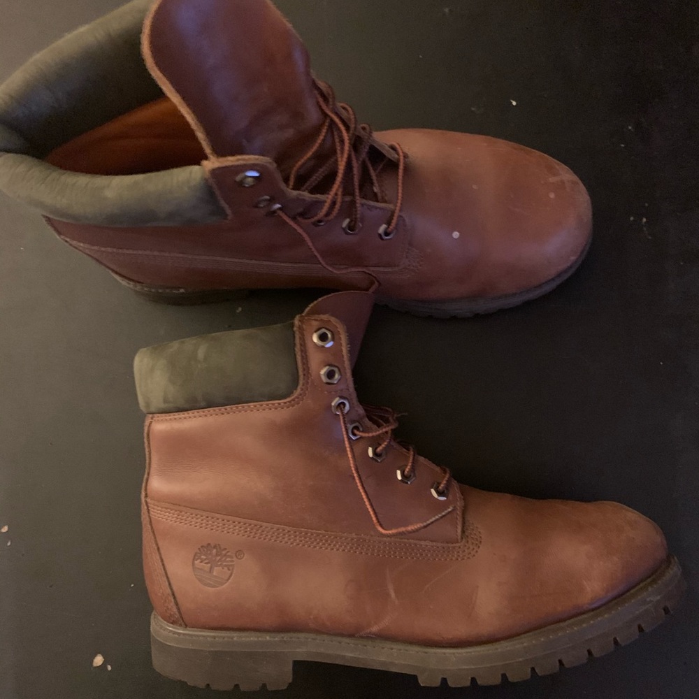 Men’s used caramel brown timberland boots Sz 12